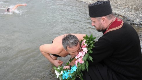 ZA KRST ČASNI U 12.15: Satnica sutrašnje Bogojavljanske manifestacije u Kraljevu