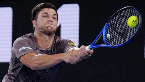 ATP AKAPULKO: Kecmanović posle preokreta poražen na startu turnira