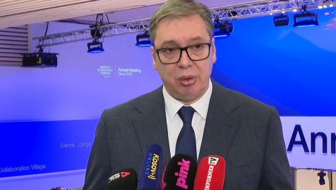 VUČIĆ SE OBRAĆA IZ DAVOSA: Niz važnih sastanaka danas