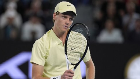 NI LAKŠI TRENING! Janik Siner se prošetao Australijan openom
