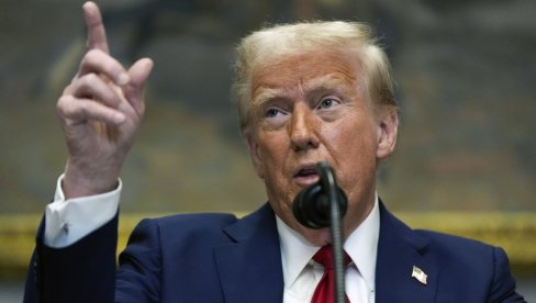 ТРАМП ИЗНЕО ОШТАР ДЕМАНТ: Извештај да САД шаљу бомбардере близу Венецеуле нетачни ТРАМП ИЗНЕО ОШТАР ДЕМАНТ: Извештај да САД шаљу бомбардере близу Венецеуле нетачни