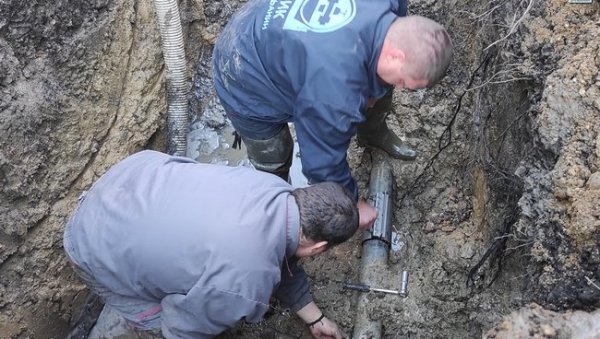 ДЕО ГРАДА БЕЗ ВОДЕ:  Радови у насељу Дуваника у Зрењанину