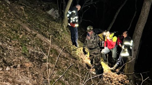 NENADU JE ŽIVOT VISIO O - PERTLI: Dvojica Nišlija pamtiće ovu nesvakidašnju avanturu u Sićevačkoj klisuri (FOTO)