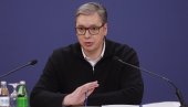 ПРЕДСЕДНИКУ ВУЧИЋУ НАГЛО ПОЗЛИЛО, ЗАТРАЖИО ЛЕКАРСКУ ПОМОЋ: Прекинуо посету Америци, враћа се у Србију