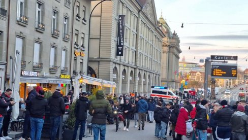 BERN SE FARBA U CRVENO-BELO: Veliki broj delija stigao u Švajcarsku za meč Jang Bojs - Crvena zvezda