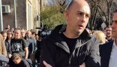 ГРАЂАНИ ТРЕБИЊА ПОДРЖАЛИ ПРОТЕСТ МИЛАДА ЈЕРКОВИЋА КОМЕ ЈЕ СИН ПРЕТУЧЕН: Захтев за правду и безбедност