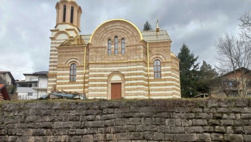 CRKVA BLISTA, VERNIKA NEMA: U Jajcu pre rata, devedesetih godina, živelo oko dvadeset odsto Srba, sada ih ima stotinak (FOTO)