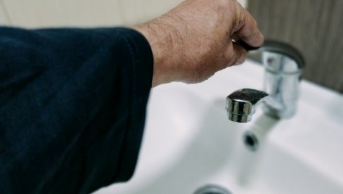 SUVE ČESME U SREMČICI: Neodložni radovi na vodovodnoj mreži