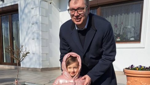 MOJA NAJLEPŠA SLIKA DANAS Vučić: Ovom predivnom anđelu, Maši, ni košava ništa ne može