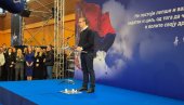 VUČIĆ POSLAO JASNU PORUKU U KIKINDI: Neće biti obojene revolucije, pobediće Srbija