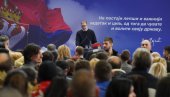 NEVEROVATNO: Za godinu dana, uprkos pritiscima, SNS nije napustio ni jedan funkcioner NEVEROVATNO: Za godinu dana, uprkos pritiscima, SNS nije napustio ni jedan funkcioner