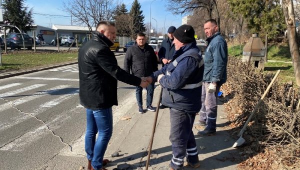 ДЕЦА СИГУРНИЈА У ЗОНАМА ШКОЛА: Нова саобраћајна сигнализација на Звездари