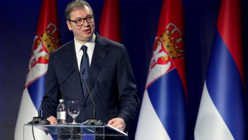 TAČNO U 21.15: Vučić se večeras obraća javnosti