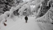 SNEG ZAVEJAO OVU EVROPSKU METROPOLU: Milione iznenadila vejavica u maju! Temperatura opala za skoro 30 stepeni (MAPA)