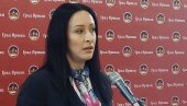 НАЈБУКВАЛНИЈИ ФАШИЗАМ КАКАВ СРБИЈА НЕ ПАМТИ Јелена Жарић Ковачевић након напада на кућу Милоша Вучевића НАЈБУКВАЛНИЈИ ФАШИЗАМ КАКАВ СРБИЈА НЕ ПАМТИ Јелена Жарић Ковачевић након напада на кућу Милоша Вучевића