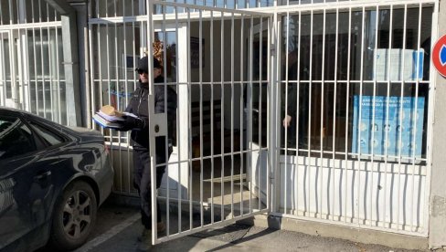 UGROŽENO NA HILJADE KORISNIKA: Srpska lista o upadu Kurtijeve policije u Centre za socijalni rad na severu KiM