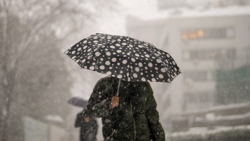 STIŽE NOVA TURA SNEGA U SRBIJU, EVO I KADA TAČNO: Ovo je spisak mesta u kojima će vejati, a kiša će da lije kao iz kabla (RADARSKI SNIMCI)