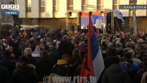 ВЕЛИКИ МИТИНГ ПОДРШКЕ ДОДИКУ У БАЊАЛУЦИ: Дошли смо да одбранимо председника и српску