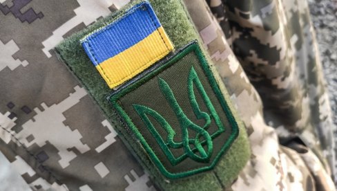 ИНЦИДЕНТ У ХАРКОВУ: Украјински војник отворио ватру из калашњикова у центру града (ВИДЕО)