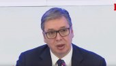 Vučić sa privrednicima u PKS (VIDEO)