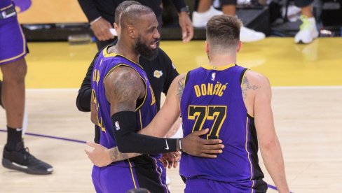 DONČIĆ DOBIO LOŠE VESTI: Lebron DŽejms povređen! Čeka ga duža pauza?