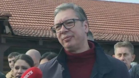 VUČIĆ U KLADOVU: Predsednik obilazi vinariju „Gamanović“ (VIDEO)