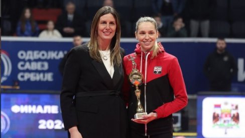 ŽELIMO I TREĆU KRUNU: Nevena Sajić, odbojkašica TENT presrećna zbog osvojenog Kupa i MVP priznanja