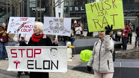 PROTESTI PROTIV ILONA MASKA I DŽEJ DI VENSA ŠIROM AMERIKE: Haos posle Trampove svađe sa Zelenskim (FOTO)