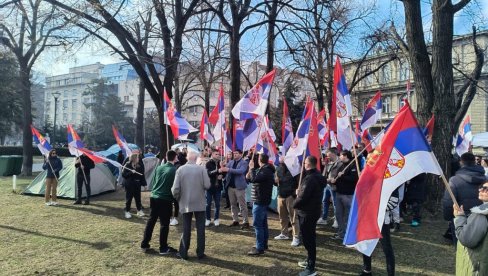 BOJAN KONATAR POSETIĆE VEČERAS STUDENTE KOJI ŽELE DA UČE: Razgovaraće sa njima o apelu da se svi što pre vrate na fakultete