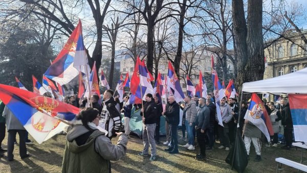 ЗНАЊЕ СЕ НЕ БЛОКИРА. БУДУЋНОСТ СЕ НЕ ЗАТВАРА: Огласили се студенти који желе да уче ЗНАЊЕ СЕ НЕ БЛОКИРА. БУДУЋНОСТ СЕ НЕ ЗАТВАРА: Огласили се студенти који желе да уче