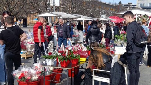 BANJALUKA U ZNAKU 8. MARTA: Pogledajte kako izgleda krajiška lepotica pred Međunarodni dan žena (FOTO/VIDEO)