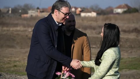 MORAMO DA PODIŽEMO BANAT I SREM: Vučić obišao poljoprivredno gazdinstvo „KMI“