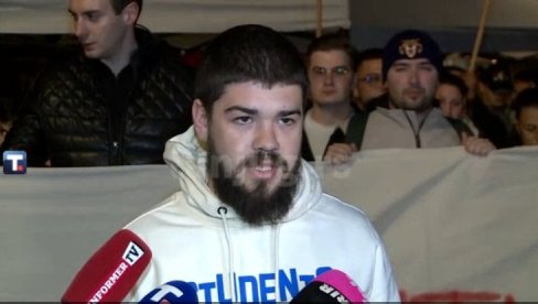 STUDENT BLOKADER SE PRIDRUŽIO STUDENTIMA KOJI ŽELE DA UČE: Došao sam ovde kad su neke moje kolege počele otvoreno da se bave dnevnom politik