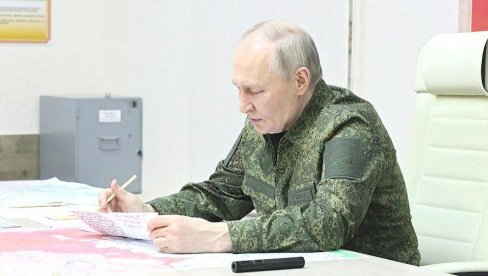 ПУТИН  У ВОЈНОЈ УНИФОРМИ СТИГАО У КОМАНДНИ ЦЕНТАР ГРУПЕ ЗАПАД: Купјанск је ослобођен, у току борбе унутар Константиновке