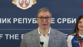 PRIJEM U PREDSEDNIŠTVU: Vučić sa članicama ženske bokserske reprezentacije Srbije (VIDEO)