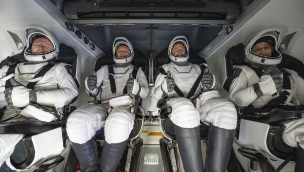 ПОСЛЕ 286 ДАНА У СВЕМИРУ: Умор, бол и још обавеза за НАСА астронауте ПОСЛЕ 286 ДАНА У СВЕМИРУ: Умор, бол и још обавеза за НАСА астронауте