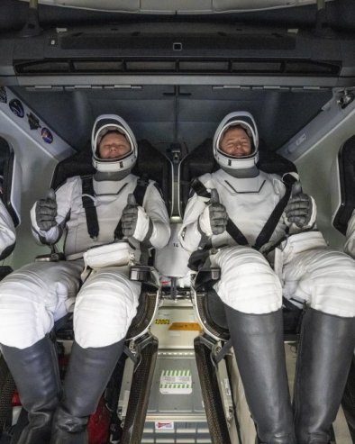 КОЈИ ЈЕЗИК АСТРОНАУТИ ГОВОРЕ У СВЕМИРУ? Космонаути дали одговор