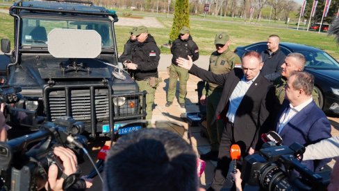 DAČIĆ SAOPŠTIO: Američki proizvođač dao ključni dokaz koji ruši sve laži o tzv zvučnom topu DAČIĆ SAOPŠTIO: Američki proizvođač dao ključni dokaz koji ruši sve laži o tzv zvučnom topu
