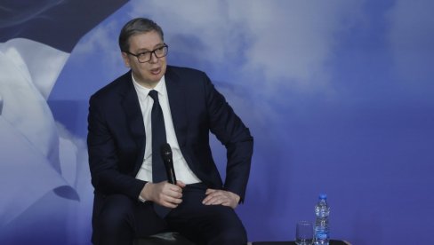 TO NIKADA U SRBIJI NIJE BILO Vučić: Večeras u Nišu nešto što se događalo samo u Hitlerovoj Nemačkoj