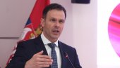 МАЛИ ОДГОВОРИО ЂИЛАСУ: Да сте имали бар елементарно знање - не бисмо имали пола милиона изгубљених радних места и фабрике са катанцима