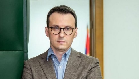 UDAR NA UREDNICU “NOVOSTI”  JE SRAMAN PRITISAK BLOKADERA NA SLOBODU MEDIJA Petković: Ovo je nezavidni pokušaj da se ućutka istina