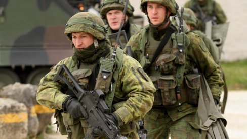 НИШТА ОД ЕВРОПСКЕ ВОЈСКЕ У УКРАЈИНИ: Британски адмирал тражи 64000 војника, а не могу да скупе ни трећину од тога