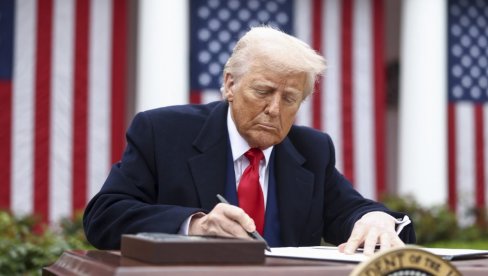 ТРАМПОВ УДАР НА ФАРМАЦЕУТСКИ ЛОБИ: Ујутру потписује декрет – цене лекова падају до 80 одсто!