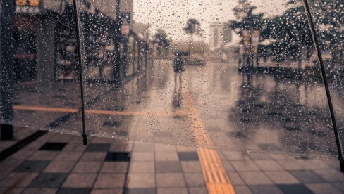 (МАПЕ) ПЕСАК ИЗ САХАРЕ ПОНОВО НАД СРБИЈОМ! Замућено небо, ево где и када ће падати прљава киша