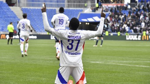 ПРЕДЛОЗИ ЗА ГОЛОВЕ: Тип издваја - ви бирате