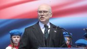 JASNA PORUKA LIDERA SNS VUČEVIĆA BLOKADERIMA: Sram ih bilo, nikada nećemo raditi isto što i oni!