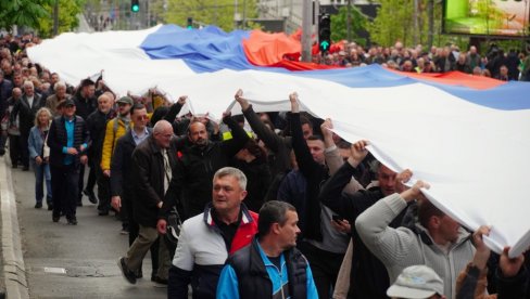 SVE OČI UPRTE U BEOGRAD, ČEKA SE 27. JUN: Vidovdanski vikend koji će sve promeniti