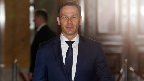 TRENUTAK KAD JE VUČIĆU POZLILI: Mali opisao kako se sve desilo