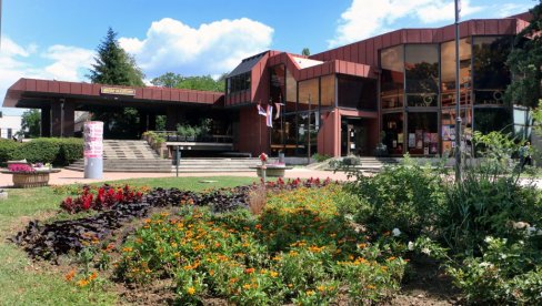 KNJIŽEVNI ČETVRTAK U SMEDEREVSKOJ BIBLIOTECI: Autorsko veče Vere Horvat