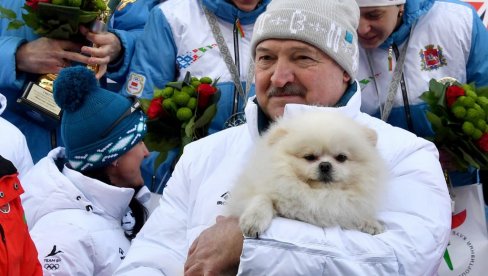 ШТА МИ СВЕ НИСУ УРАДИЛИ Лукашенко се огласио после лекарског прегледа који је трајао два дана (ВИДЕО)